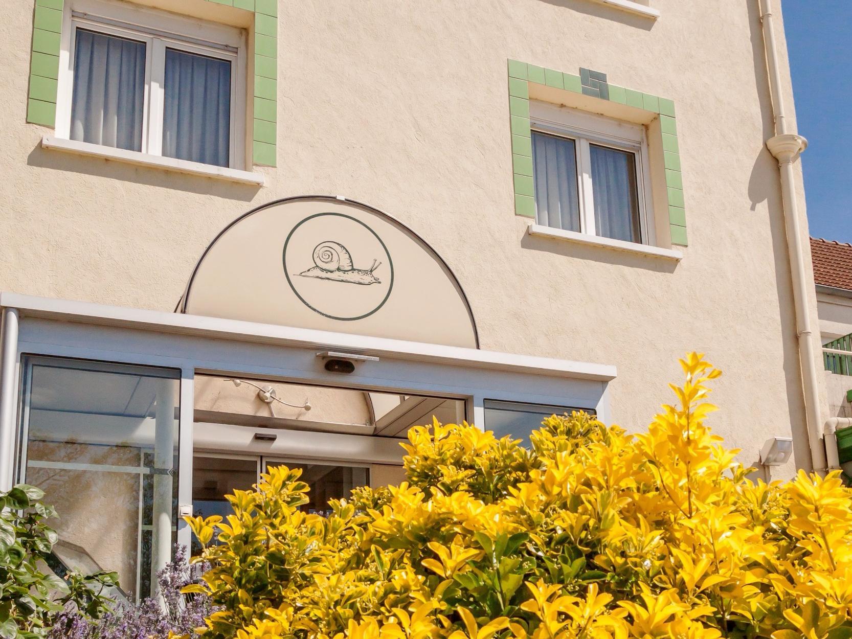 Logis Hotel L'Escargotiere Dijon Sud - Chenôve Exteriör bild